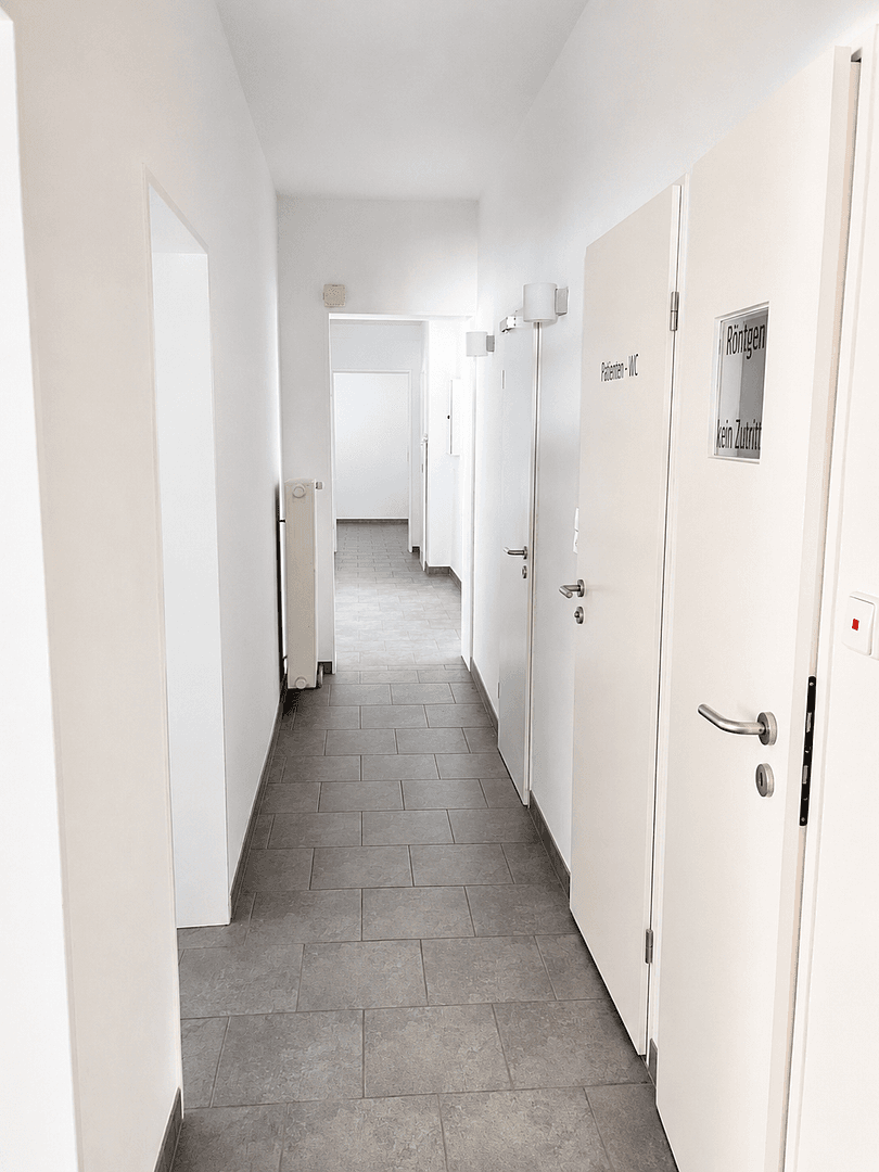 Pronájem kanceláře 134 m², Bonn, Severní Porýní-Vestfálsko Pronájem kanceláře 134 m², Bonn, Severní Porýní-Vestfálsko