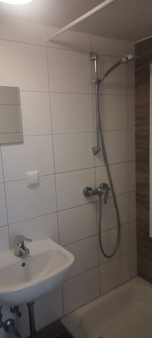 Pronájem bytu 1+1 12 m², Löhnhorster Straße, Bremen, Bremen Pronájem bytu 1+1 12 m², Löhnhorster Straße, Bremen, Bremen