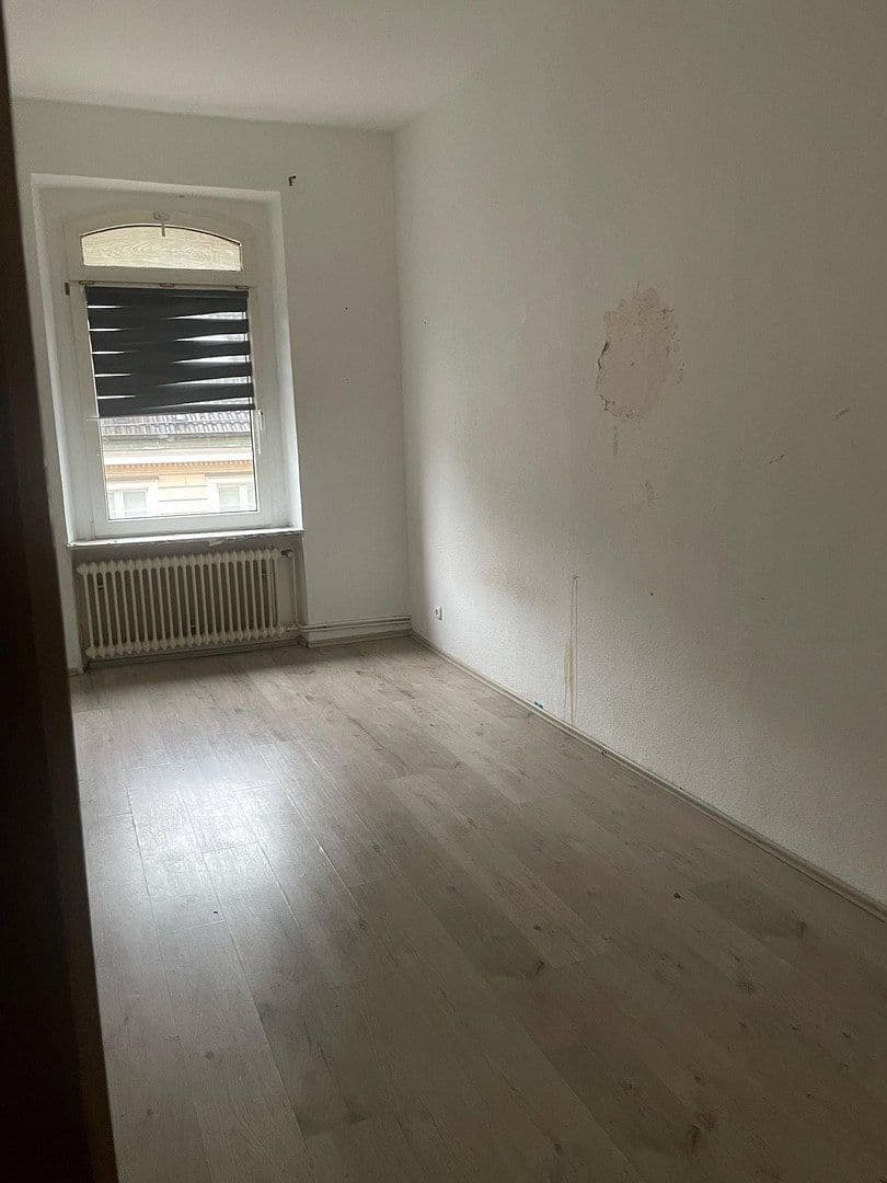 Pronájem bytu 3+1 88 m², Friedrichstr. 11a, Wuppertal, Severní Porýní-Vestfálsko Pronájem bytu 3+1 88 m², Friedrichstr. 11a, Wuppertal, Severní Porýní-Vestfálsko