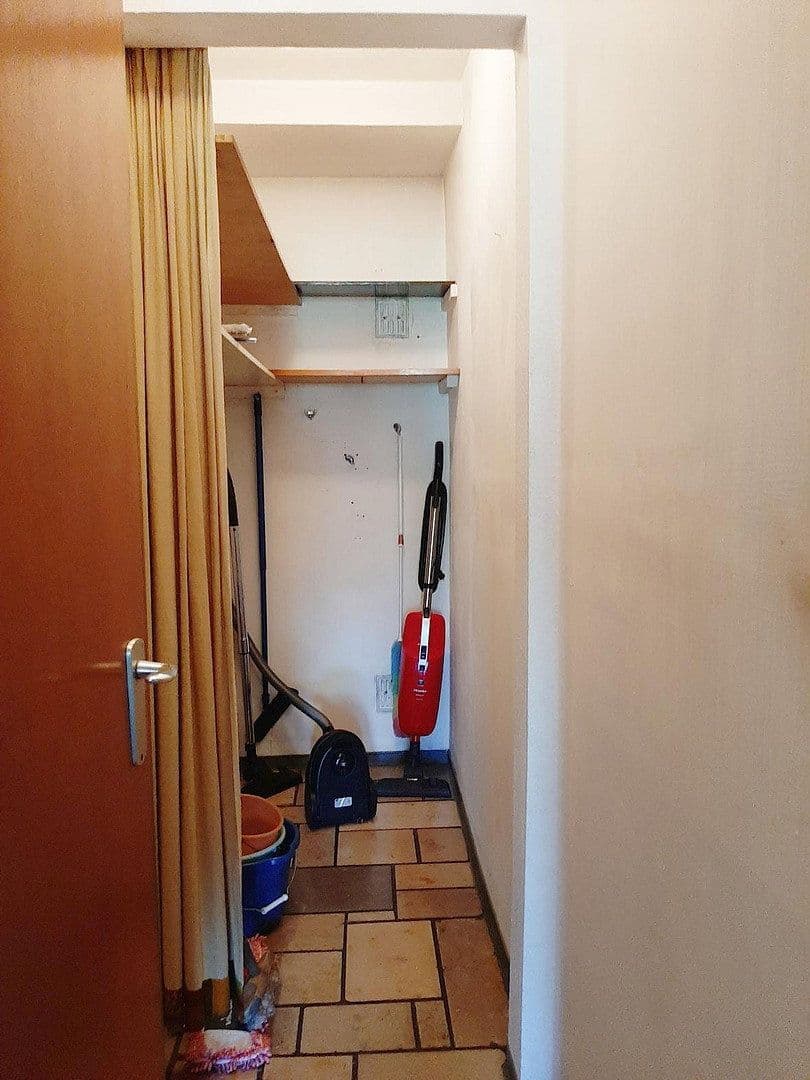 Prodej domu 162 m², pozemek 254 m², Hornbergstraße 38, Ditzingen, Bádensko-Württembersko Prodej domu 162 m², pozemek 254 m², Hornbergstraße 38, Ditzingen, Bádensko-Württembersko