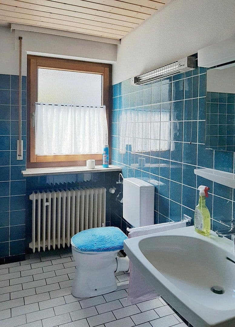 Prodej domu 162 m², pozemek 254 m², Hornbergstraße 38, Ditzingen, Bádensko-Württembersko Prodej domu 162 m², pozemek 254 m², Hornbergstraße 38, Ditzingen, Bádensko-Württembersko