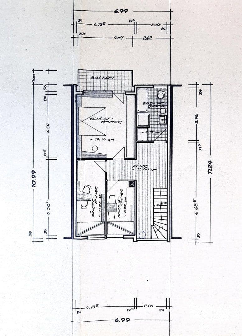Prodej domu 162 m², pozemek 254 m², Hornbergstraße 38, Ditzingen, Bádensko-Württembersko Prodej domu 162 m², pozemek 254 m², Hornbergstraße 38, Ditzingen, Bádensko-Württembersko