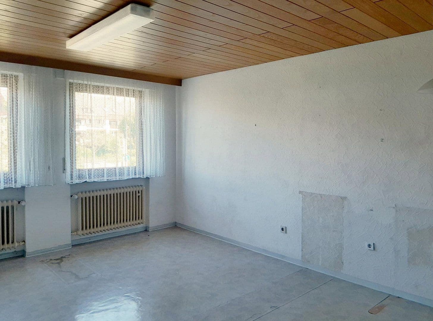 Prodej domu 162 m², pozemek 254 m², Hornbergstraße 38, Ditzingen, Bádensko-Württembersko Prodej domu 162 m², pozemek 254 m², Hornbergstraße 38, Ditzingen, Bádensko-Württembersko