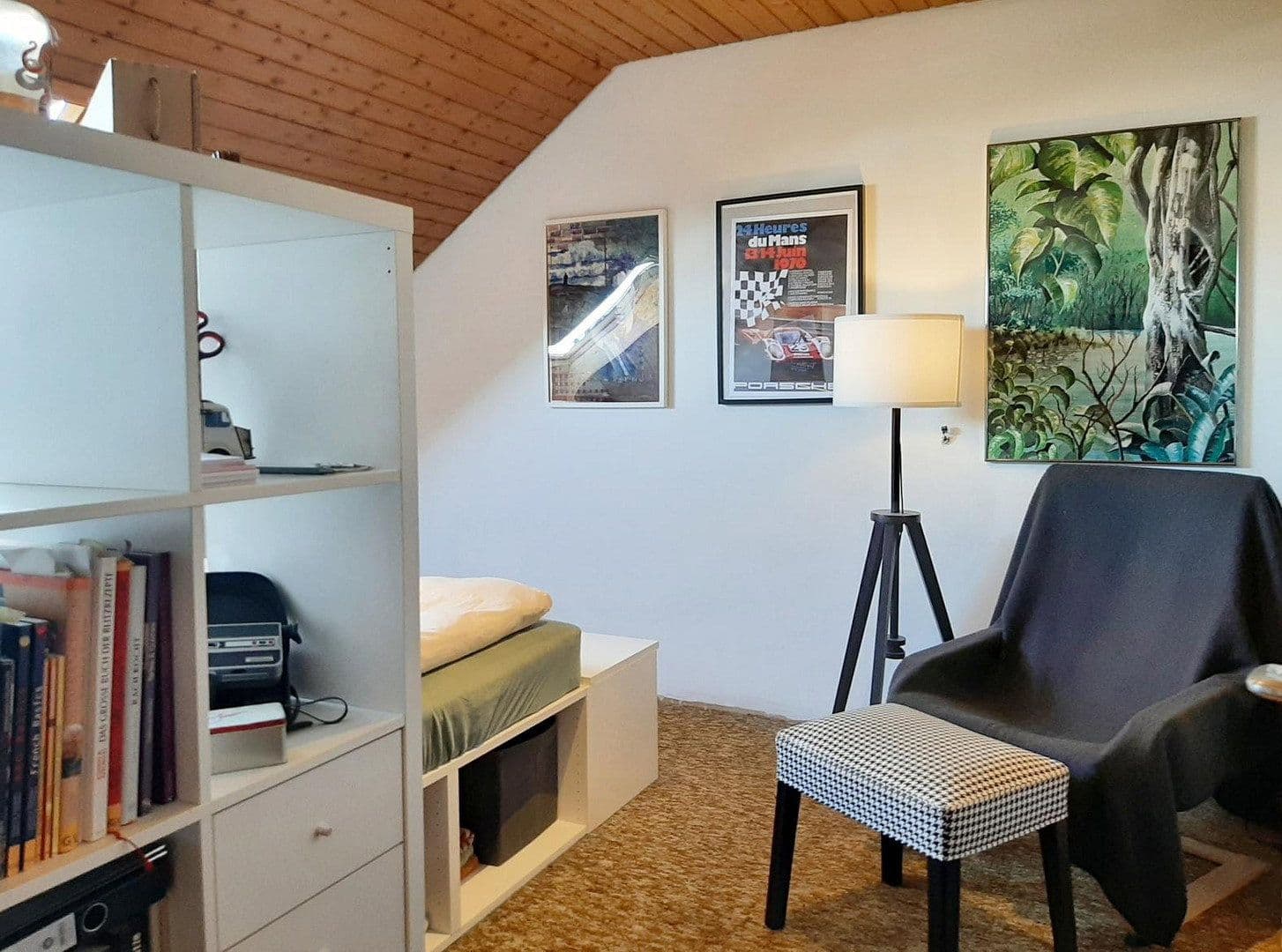 Prodej domu 162 m², pozemek 254 m², Hornbergstraße 38, Ditzingen, Bádensko-Württembersko Prodej domu 162 m², pozemek 254 m², Hornbergstraße 38, Ditzingen, Bádensko-Württembersko