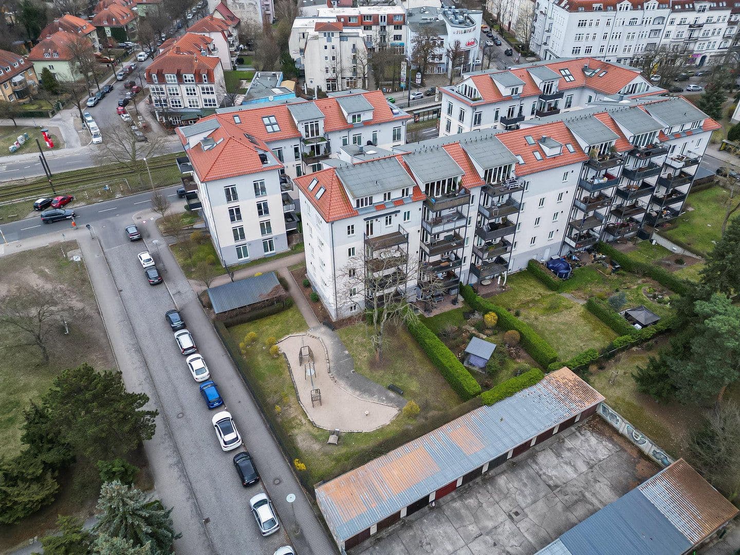 Prodej bytu 3+1 88 m², Sterndamm 66 B, Berlin, Berlín Prodej bytu 3+1 88 m², Sterndamm 66 B, Berlin, Berlín