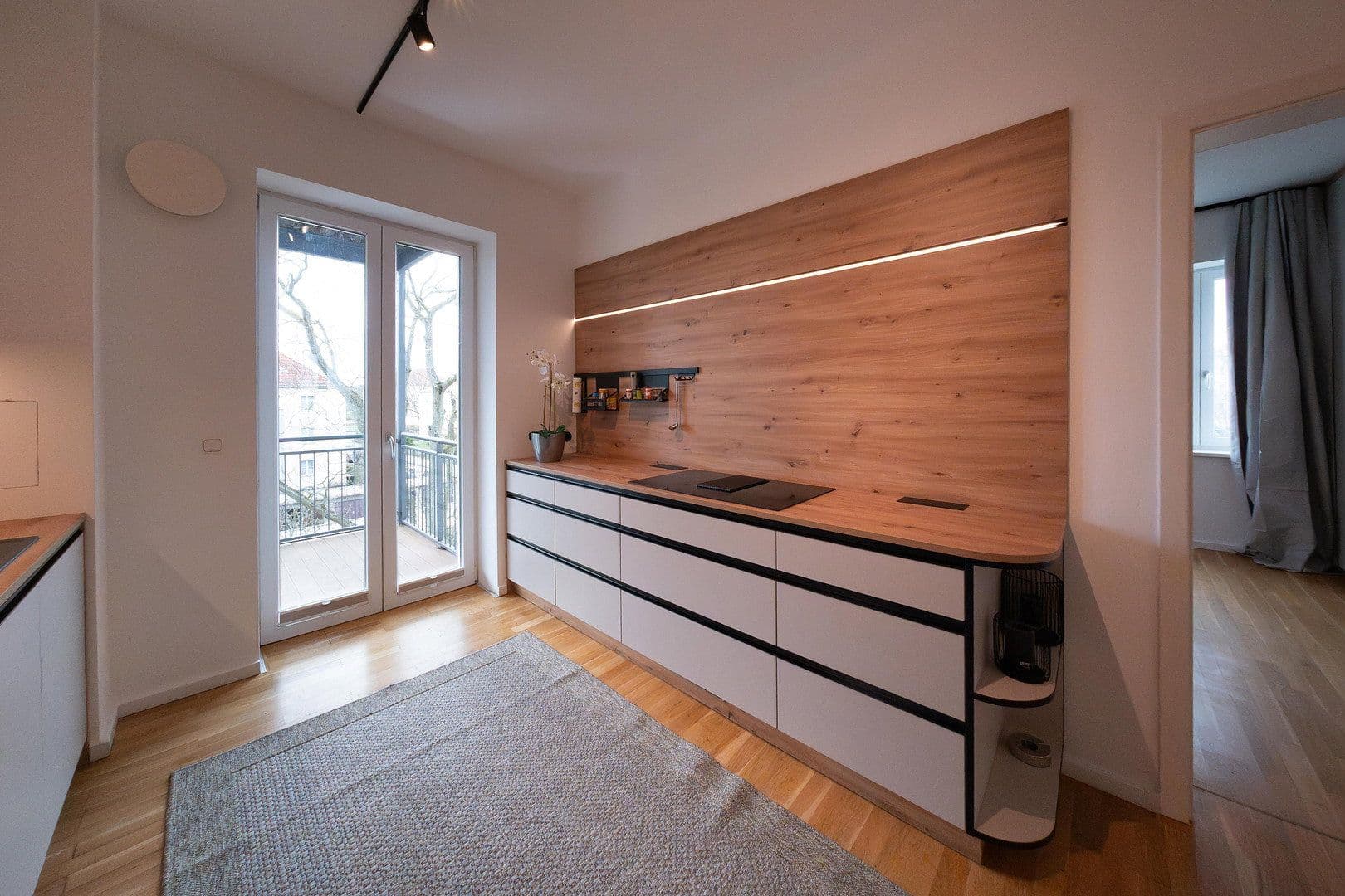 Prodej bytu 3+1 88 m², Sterndamm 66 B, Berlin, Berlín Prodej bytu 3+1 88 m², Sterndamm 66 B, Berlin, Berlín