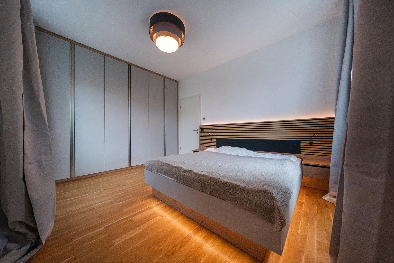 Prodej bytu 3+1 88 m², Sterndamm 66 B, Berlin, Berlín Prodej bytu 3+1 88 m², Sterndamm 66 B, Berlin, Berlín