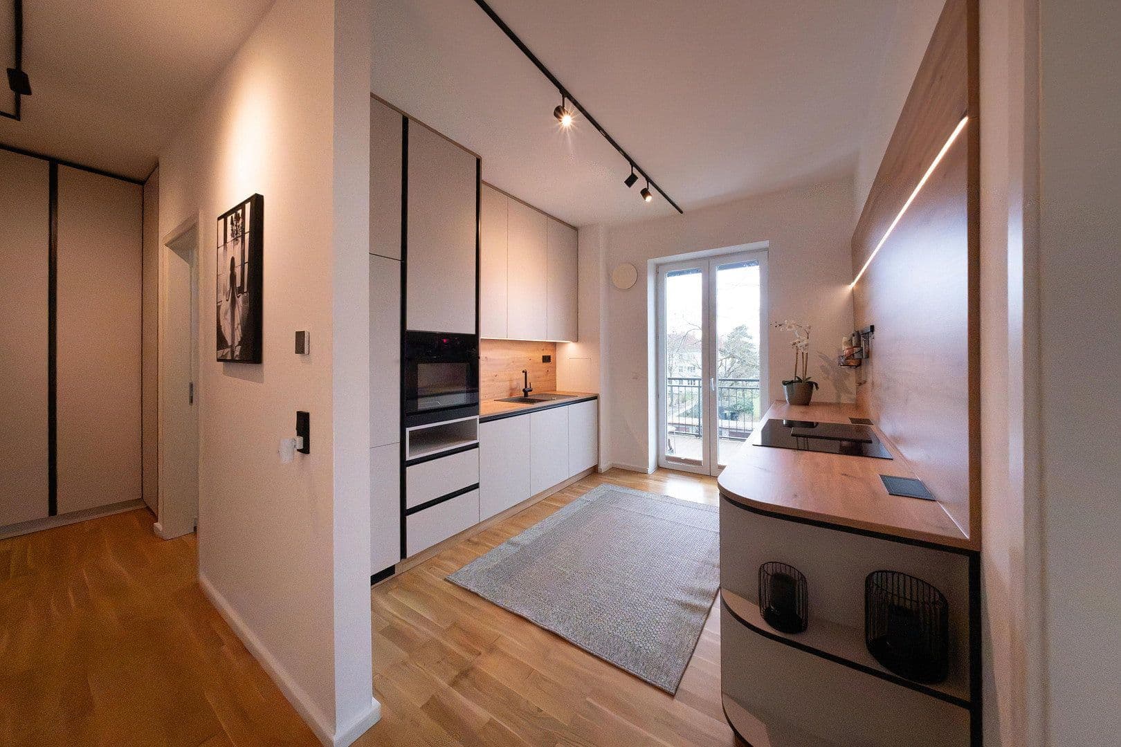 Prodej bytu 3+1 88 m², Sterndamm 66 B, Berlin, Berlín Prodej bytu 3+1 88 m², Sterndamm 66 B, Berlin, Berlín