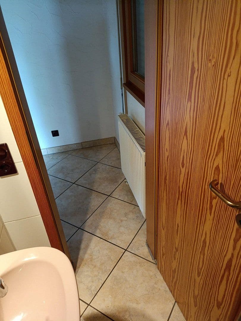 Prodej domu 145 m², pozemek 657 m², Winnenden, Bádensko-Württembersko Prodej domu 145 m², pozemek 657 m², Winnenden, Bádensko-Württembersko