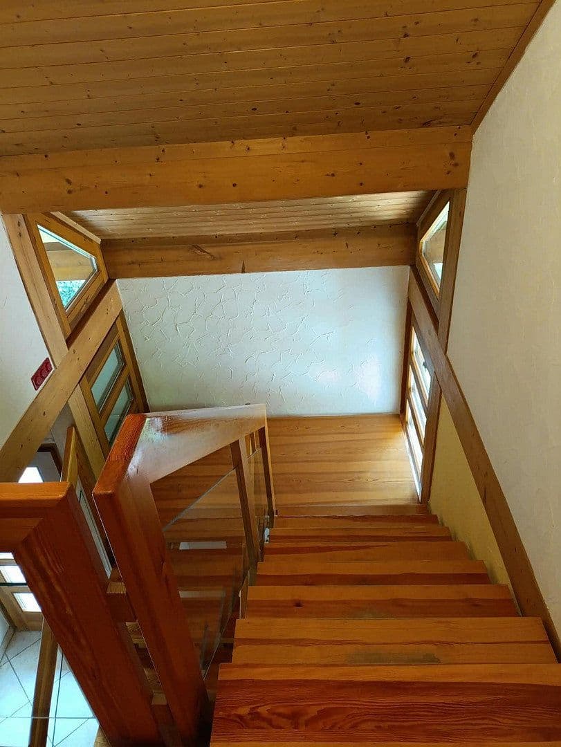 Prodej domu 145 m², pozemek 657 m², Winnenden, Bádensko-Württembersko Prodej domu 145 m², pozemek 657 m², Winnenden, Bádensko-Württembersko