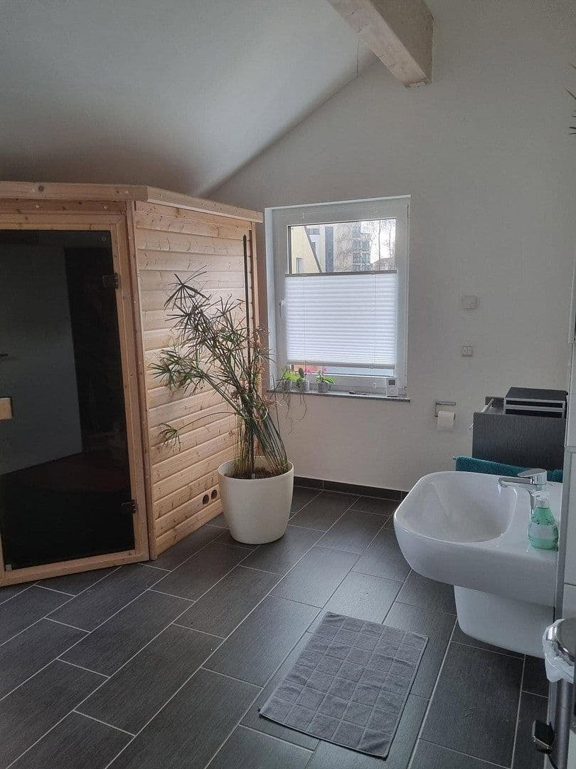 Prodej domu 232 m², pozemek 623 m², Hannover, Dolní Sasko Prodej domu 232 m², pozemek 623 m², Hannover, Dolní Sasko