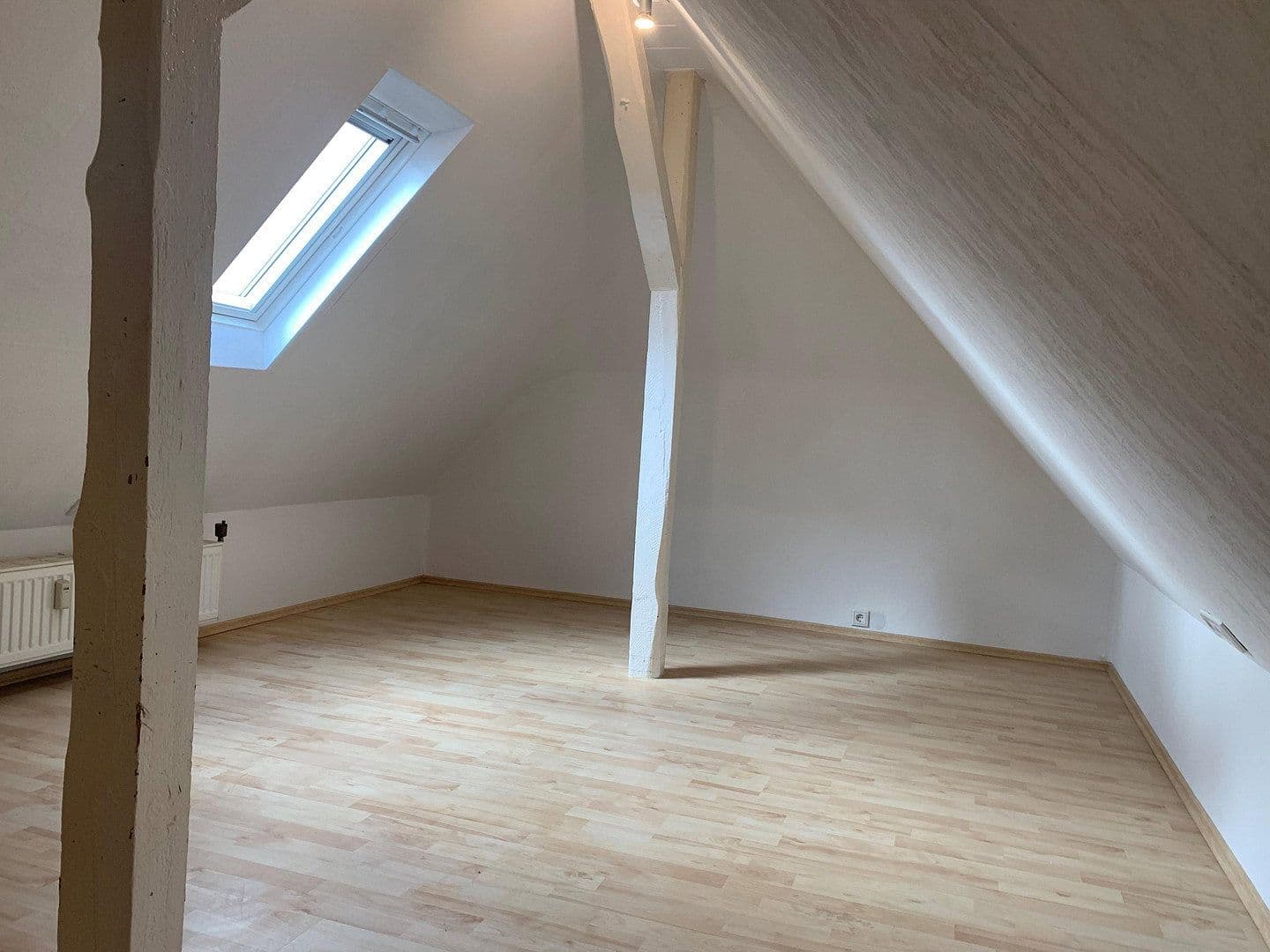 Pronájem bytu 3+1 70 m², Rodensteiner Str. 14, Fränkisch-Crumbach, Hessen Pronájem bytu 3+1 70 m², Rodensteiner Str. 14, Fränkisch-Crumbach, Hessen
