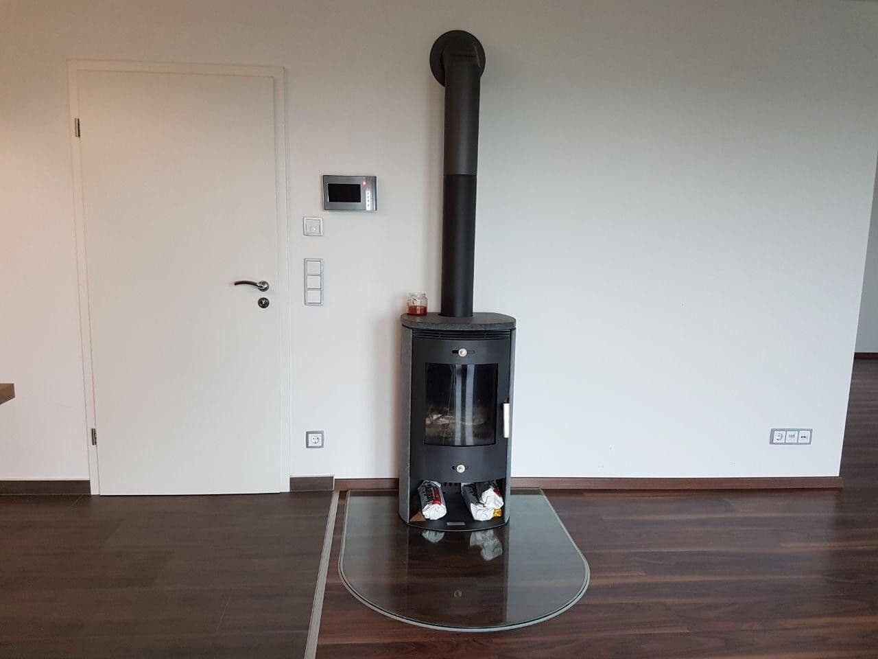 Pronájem domu 219 m², pozemek 300 m², Essenheim, Porýní-Falc Pronájem domu 219 m², pozemek 300 m², Essenheim, Porýní-Falc
