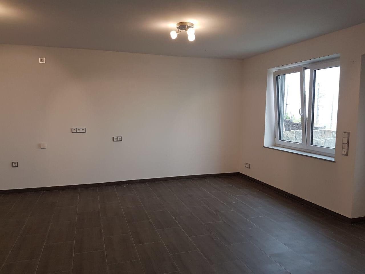 Pronájem domu 219 m², pozemek 300 m², Essenheim, Porýní-Falc Pronájem domu 219 m², pozemek 300 m², Essenheim, Porýní-Falc