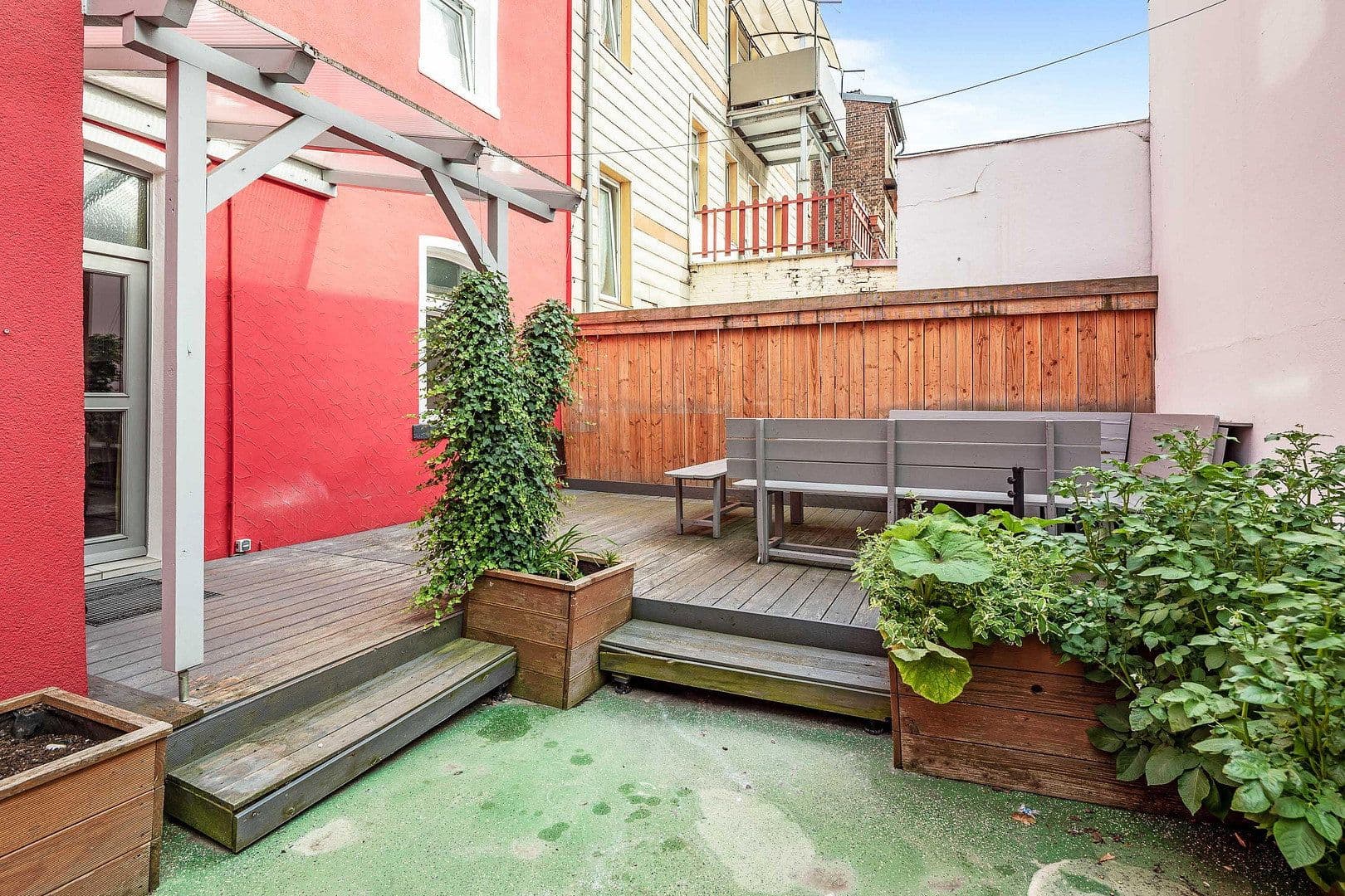 Pronájem bytu 6+1 185 m², Jahnstrasse 1, Hof, Bavorsko Pronájem bytu 6+1 185 m², Jahnstrasse 1, Hof, Bavorsko