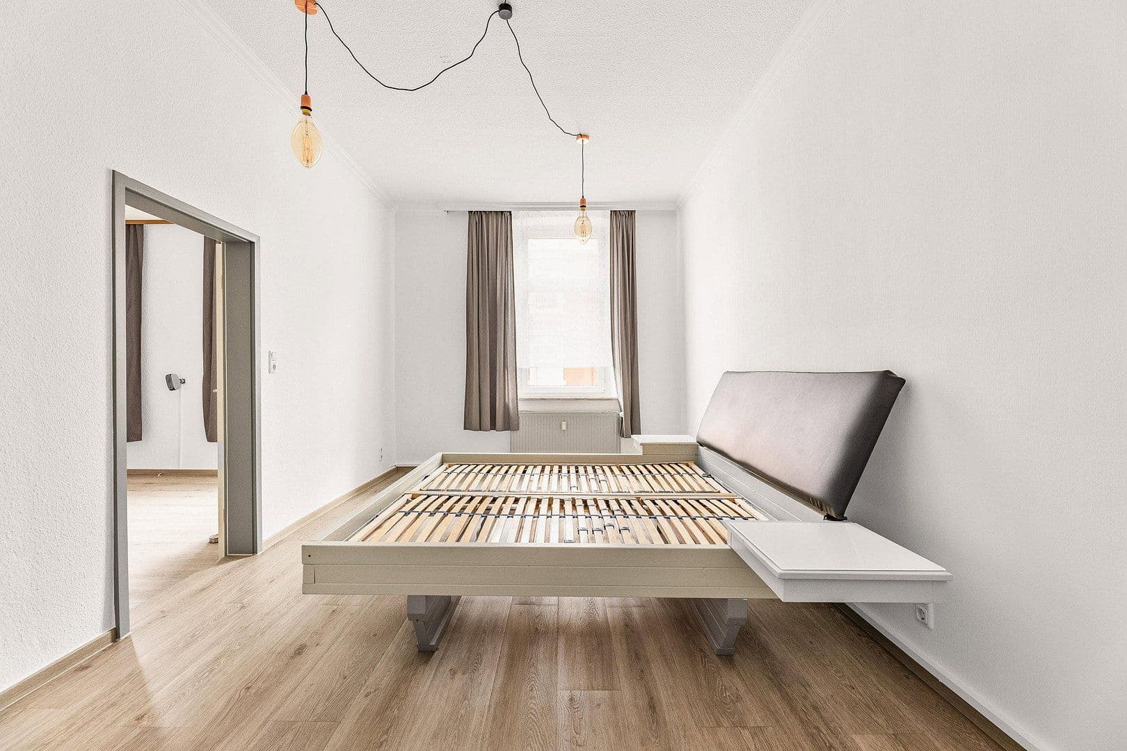 Pronájem bytu 6+1 185 m², Jahnstrasse 1, Hof, Bavorsko Pronájem bytu 6+1 185 m², Jahnstrasse 1, Hof, Bavorsko