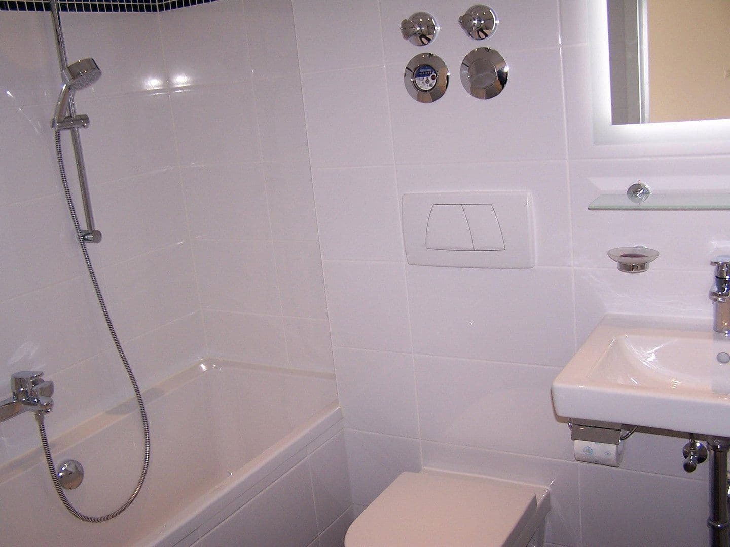 Prodej bytu 2+1 50 m², Schleißheimerstr. 182, München, Bavorsko Prodej bytu 2+1 50 m², Schleißheimerstr. 182, München, Bavorsko