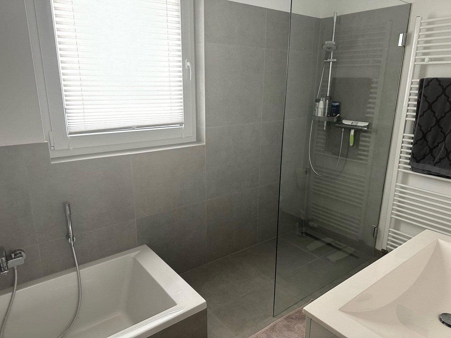 Prodej domu 146 m², pozemek 298 m², Wiesbaden, Hessen Prodej domu 146 m², pozemek 298 m², Wiesbaden, Hessen