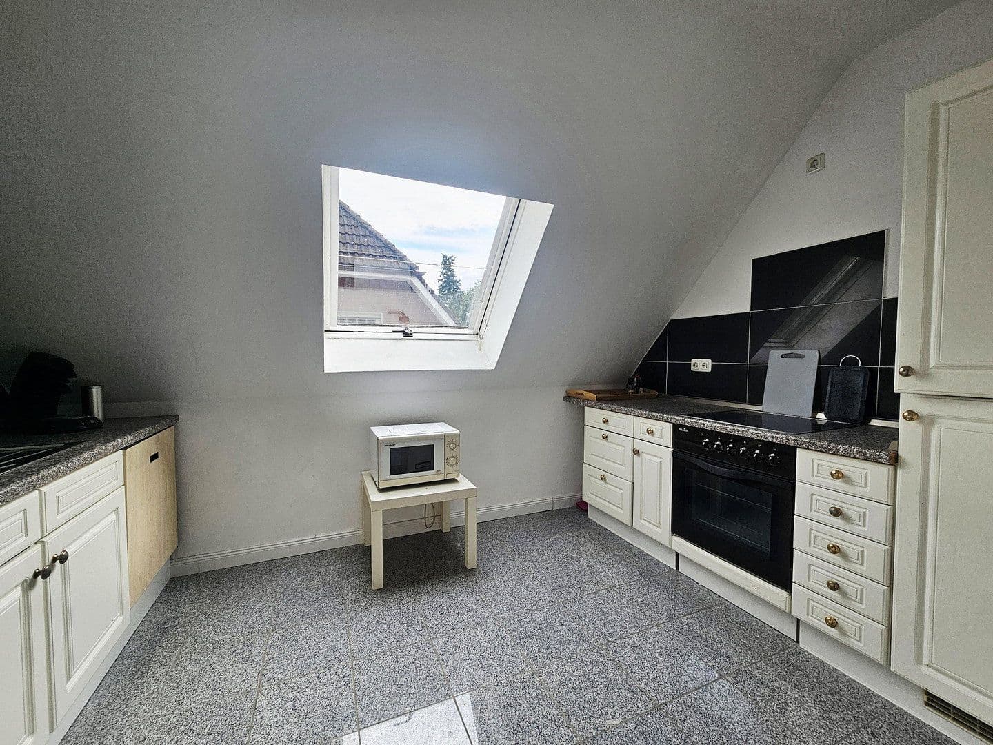 Prodej domu 174 m², pozemek 544 m², Troisdorf, Severní Porýní-Vestfálsko Prodej domu 174 m², pozemek 544 m², Troisdorf, Severní Porýní-Vestfálsko