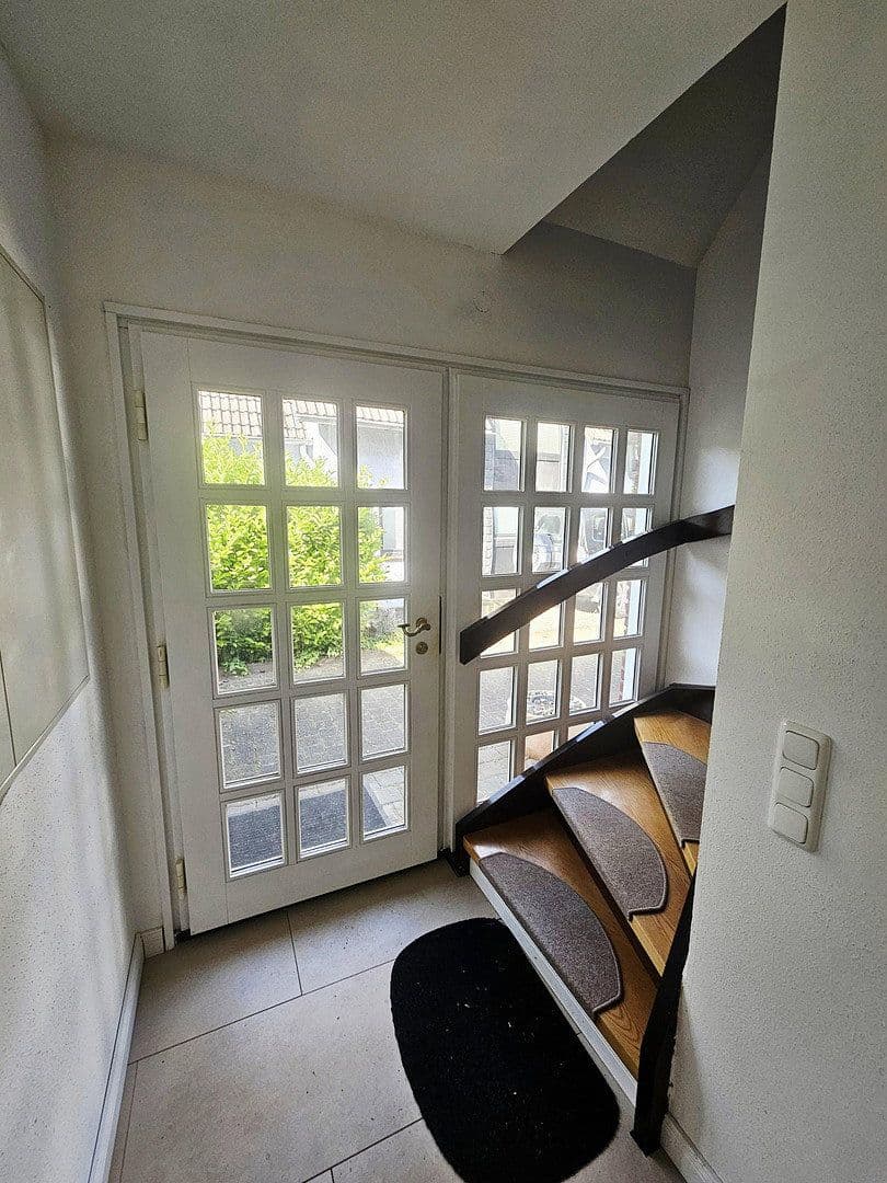 Prodej domu 174 m², pozemek 544 m², Troisdorf, Severní Porýní-Vestfálsko Prodej domu 174 m², pozemek 544 m², Troisdorf, Severní Porýní-Vestfálsko