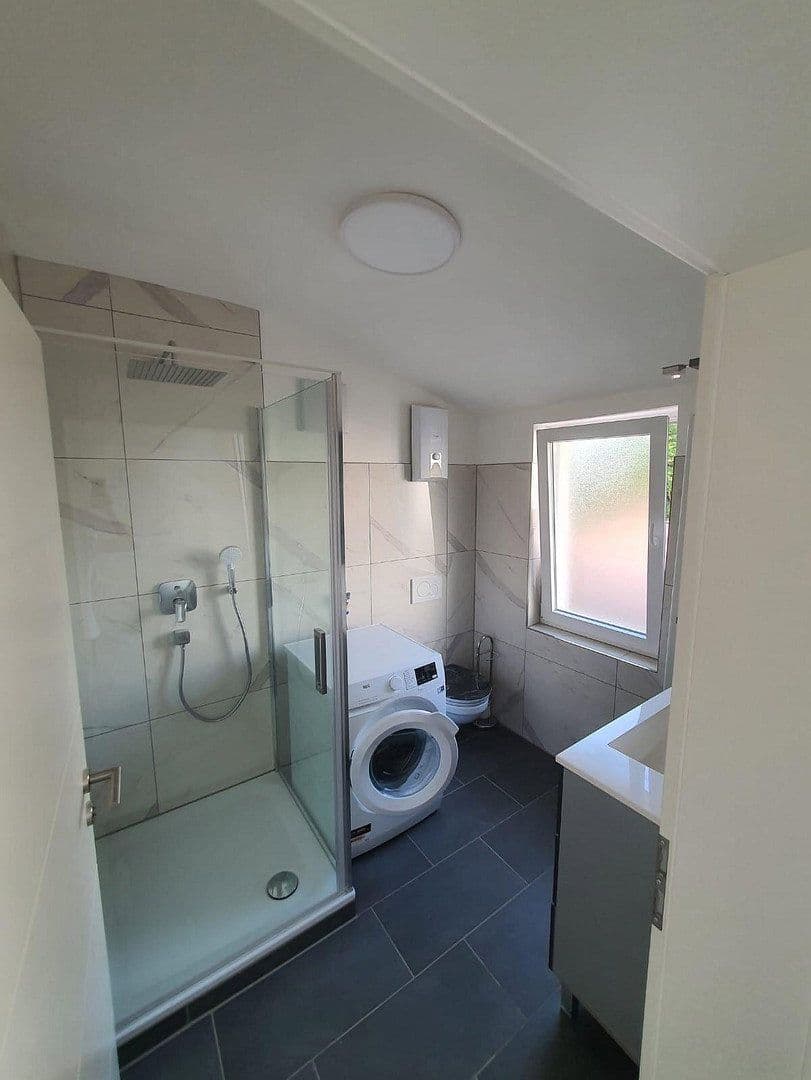 Pronájem bytu 25 m², Köln, Severní Porýní-Vestfálsko Pronájem bytu 25 m², Köln, Severní Porýní-Vestfálsko