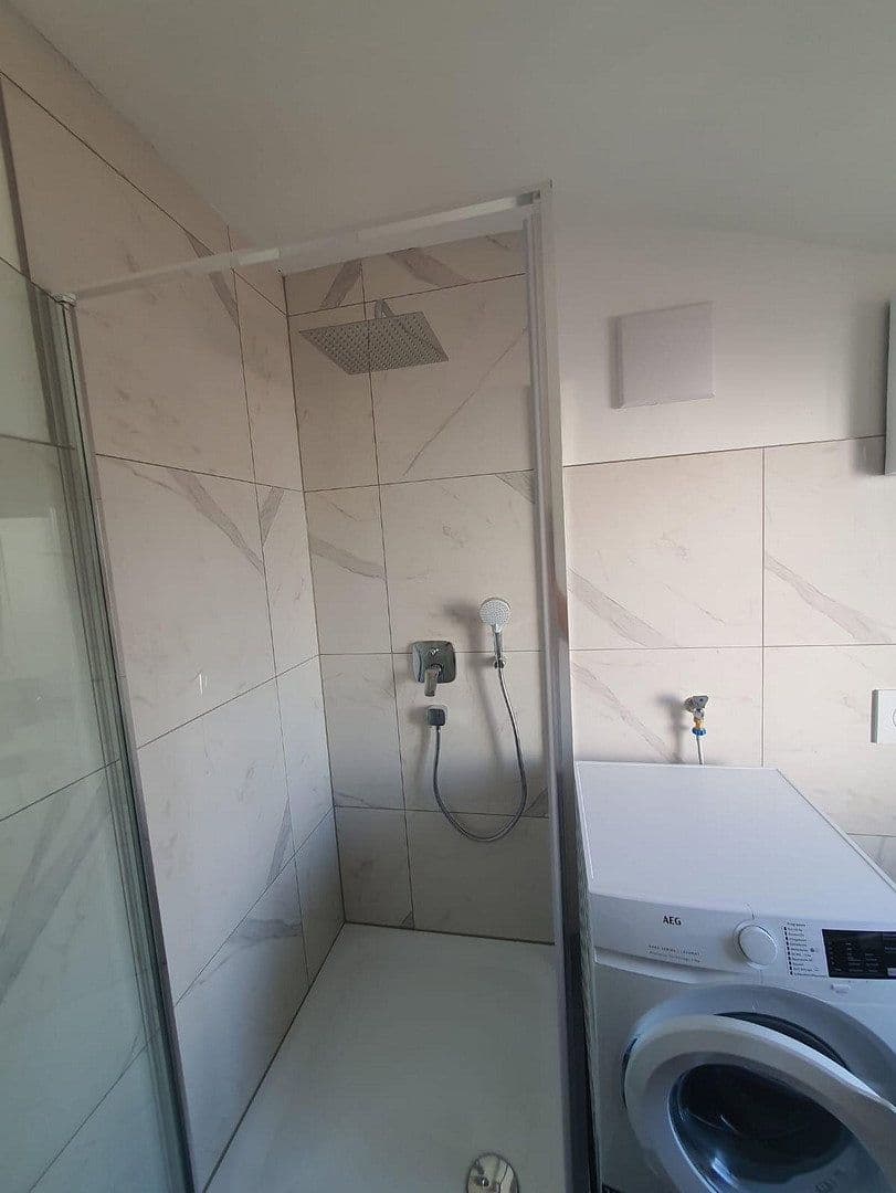 Pronájem bytu 25 m², Köln, Severní Porýní-Vestfálsko Pronájem bytu 25 m², Köln, Severní Porýní-Vestfálsko