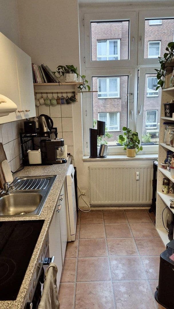Pronájem bytu 2+1 50 m², Gravelottstr. 18, Duisburg, Severní Porýní-Vestfálsko Pronájem bytu 2+1 50 m², Gravelottstr. 18, Duisburg, Severní Porýní-Vestfálsko