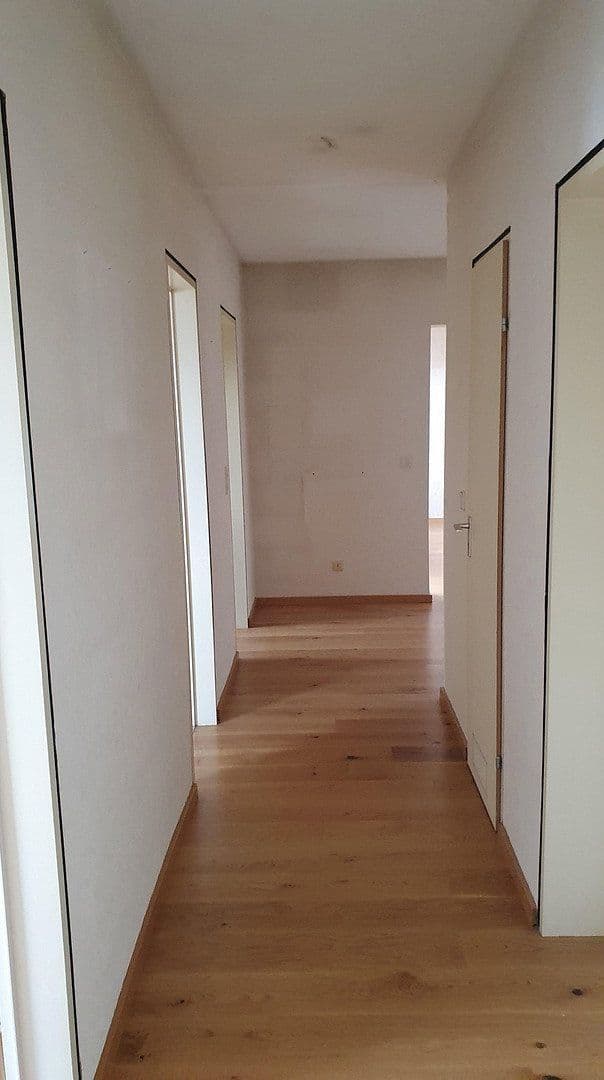 Pronájem bytu 3+1 87 m², Saarbrücken, Země Sársko Pronájem bytu 3+1 87 m², Saarbrücken, Země Sársko