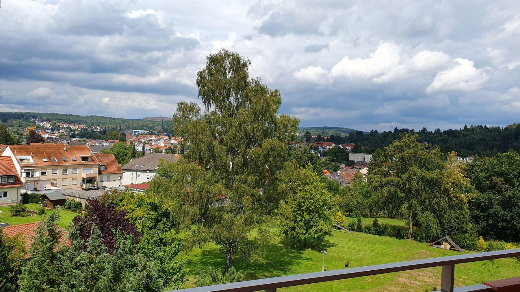 Pronájem bytu 3+1 87 m², Saarbrücken, Země Sársko Pronájem bytu 3+1 87 m², Saarbrücken, Země Sársko