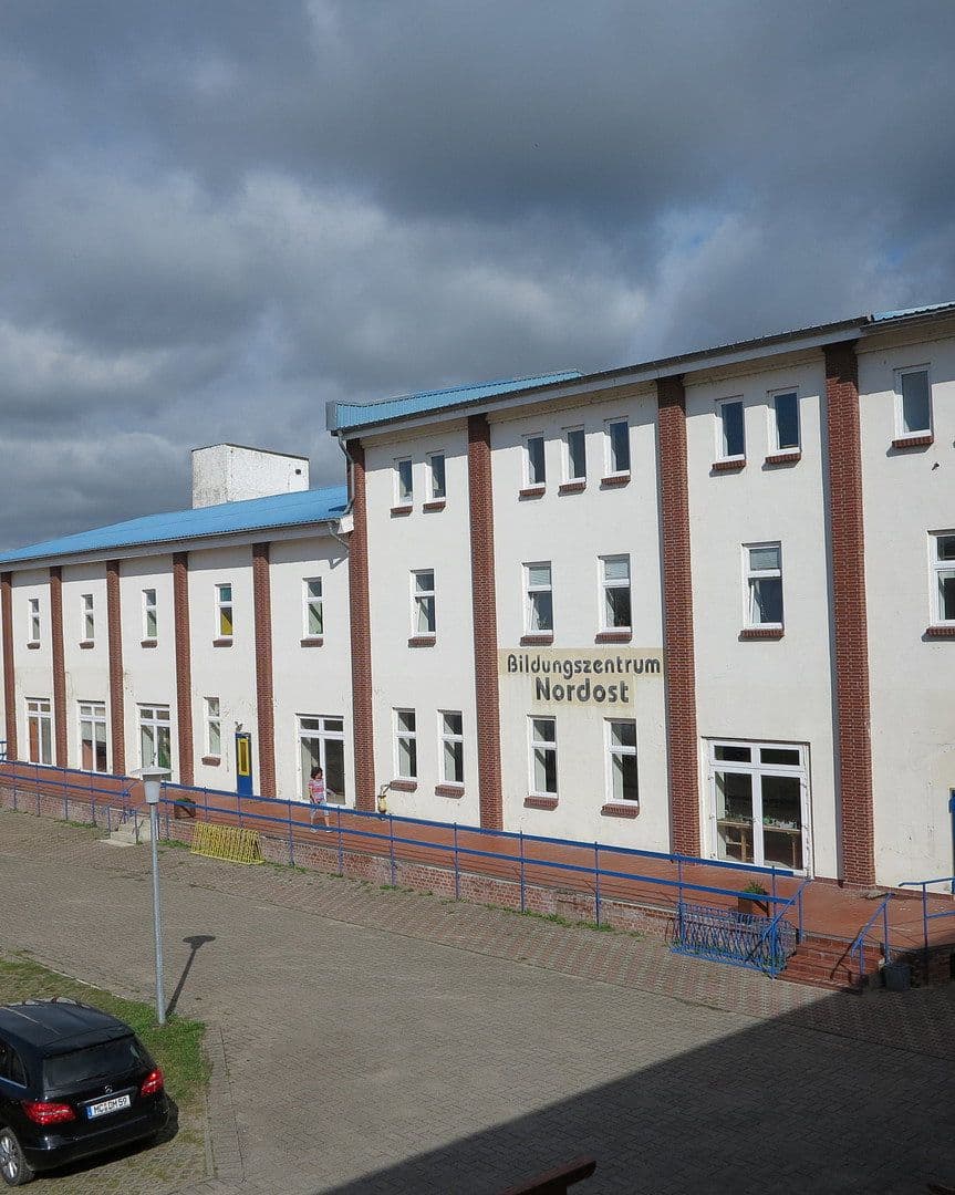 Prodej domu 6.000 m², pozemek 6.000 m², Malchin, Mecklenburg-Vorpommern Prodej domu 6.000 m², pozemek 6.000 m², Malchin, Mecklenburg-Vorpommern