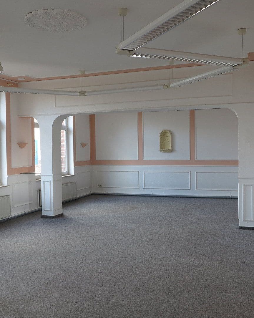 Prodej domu 6.000 m², pozemek 6.000 m², Malchin, Mecklenburg-Vorpommern Prodej domu 6.000 m², pozemek 6.000 m², Malchin, Mecklenburg-Vorpommern
