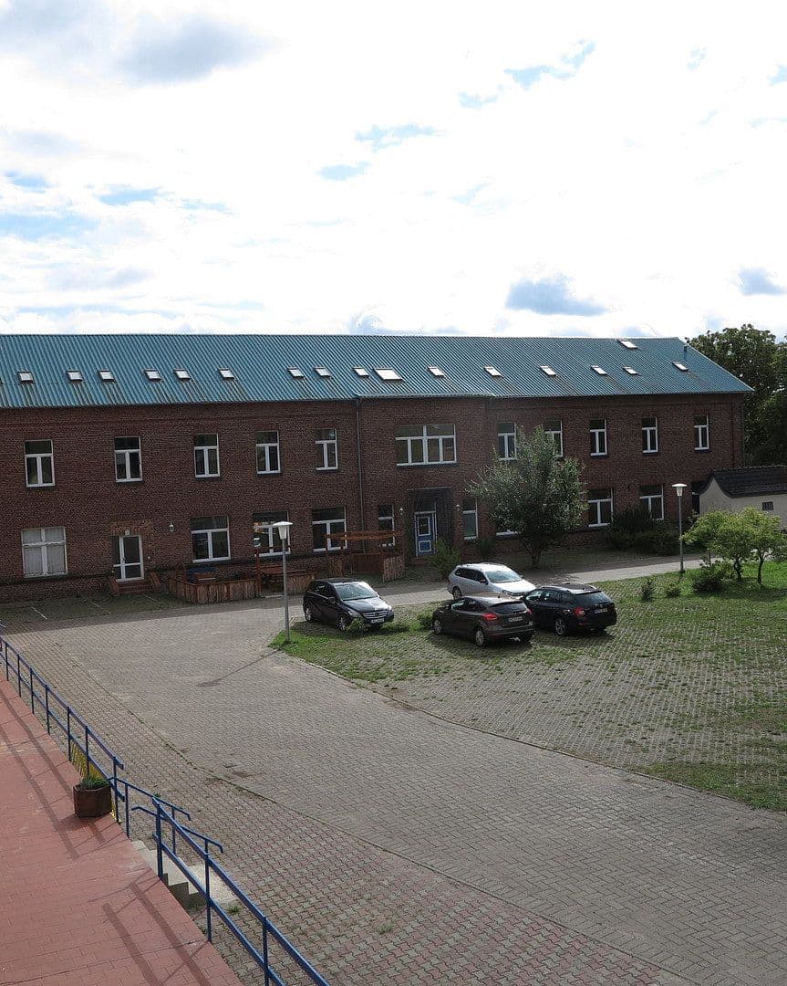 Prodej domu 6.000 m², pozemek 6.000 m², Malchin, Mecklenburg-Vorpommern Prodej domu 6.000 m², pozemek 6.000 m², Malchin, Mecklenburg-Vorpommern