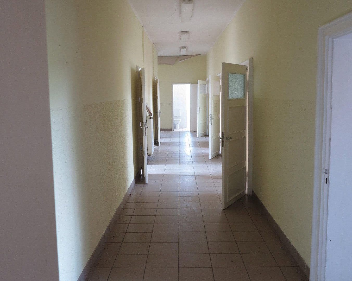 Prodej domu 6.000 m², pozemek 6.000 m², Malchin, Mecklenburg-Vorpommern Prodej domu 6.000 m², pozemek 6.000 m², Malchin, Mecklenburg-Vorpommern