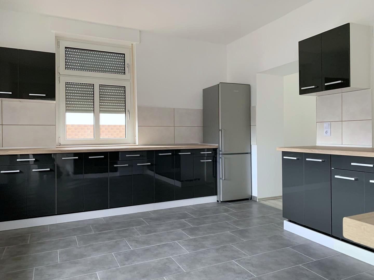 Pronájem bytu 2+1 72 m², Bahnhofstrasse 5, Usingen, Hessen Pronájem bytu 2+1 72 m², Bahnhofstrasse 5, Usingen, Hessen