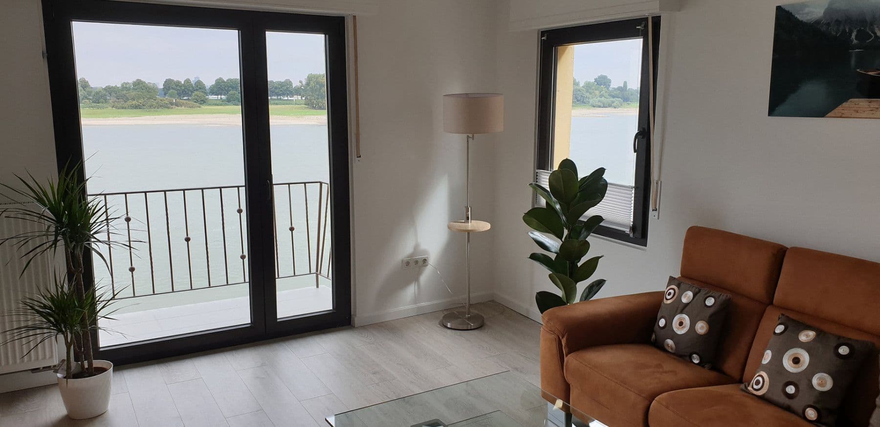 Pronájem bytu 2+1 60 m², Rheinuferstr, Neuss, Severní Porýní-Vestfálsko Pronájem bytu 2+1 60 m², Rheinuferstr, Neuss, Severní Porýní-Vestfálsko