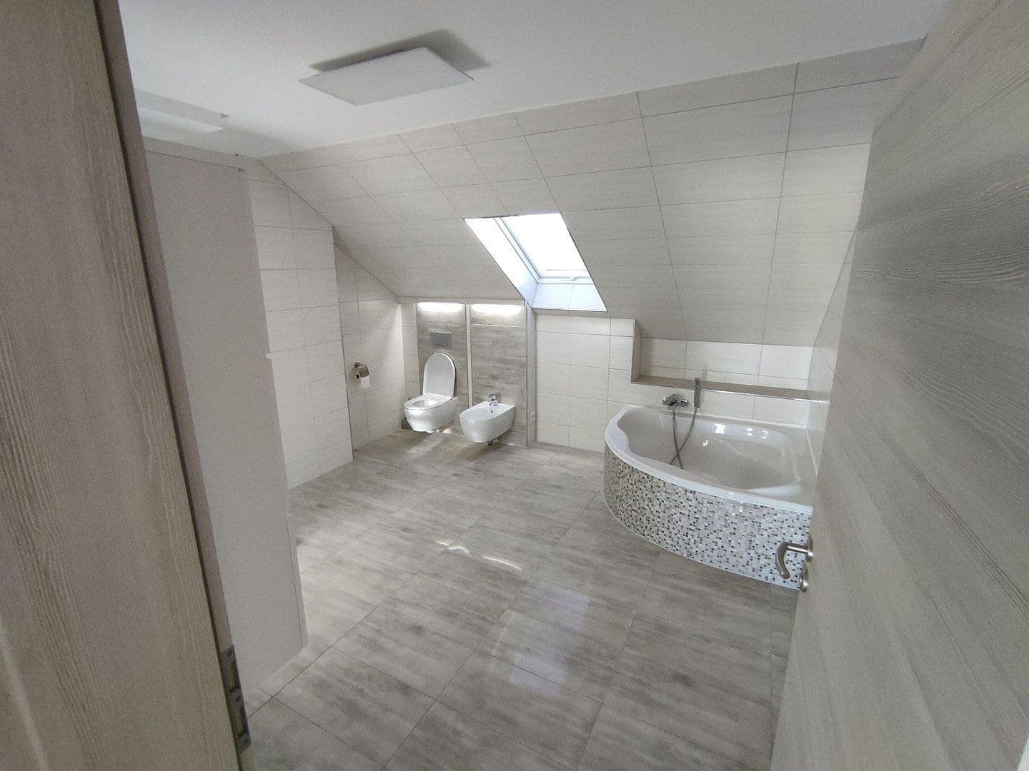 Pronájem domu 145 m², pozemek 317 m², Mechernich, Severní Porýní-Vestfálsko Pronájem domu 145 m², pozemek 317 m², Mechernich, Severní Porýní-Vestfálsko