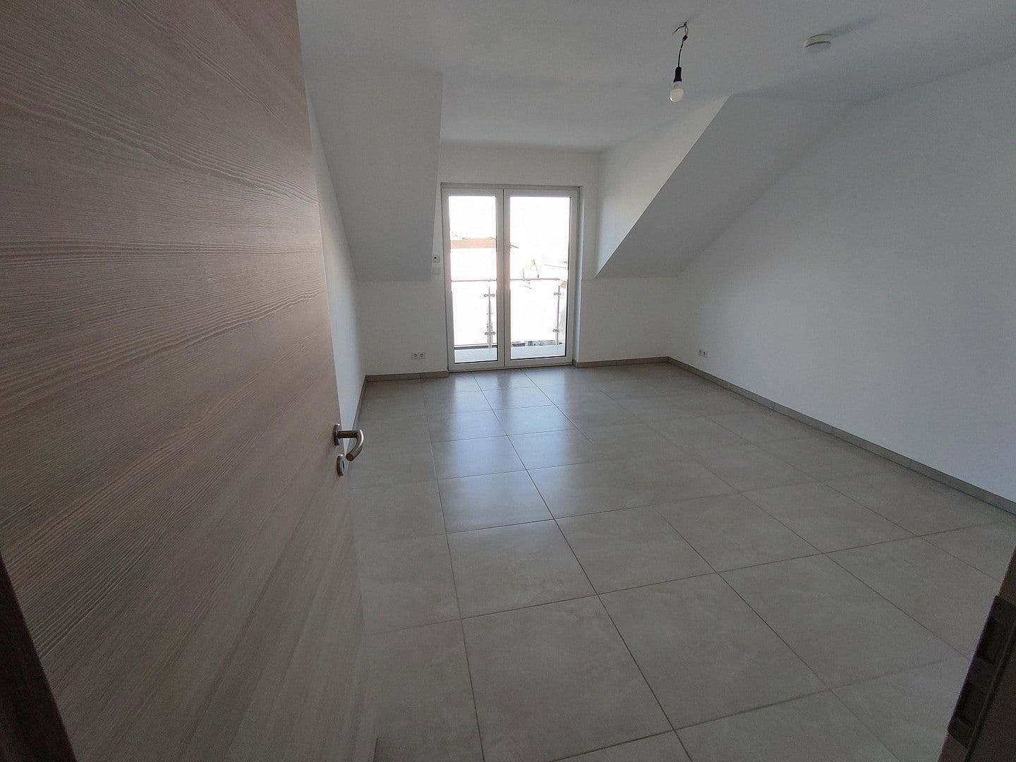Pronájem domu 145 m², pozemek 317 m², Mechernich, Severní Porýní-Vestfálsko Pronájem domu 145 m², pozemek 317 m², Mechernich, Severní Porýní-Vestfálsko