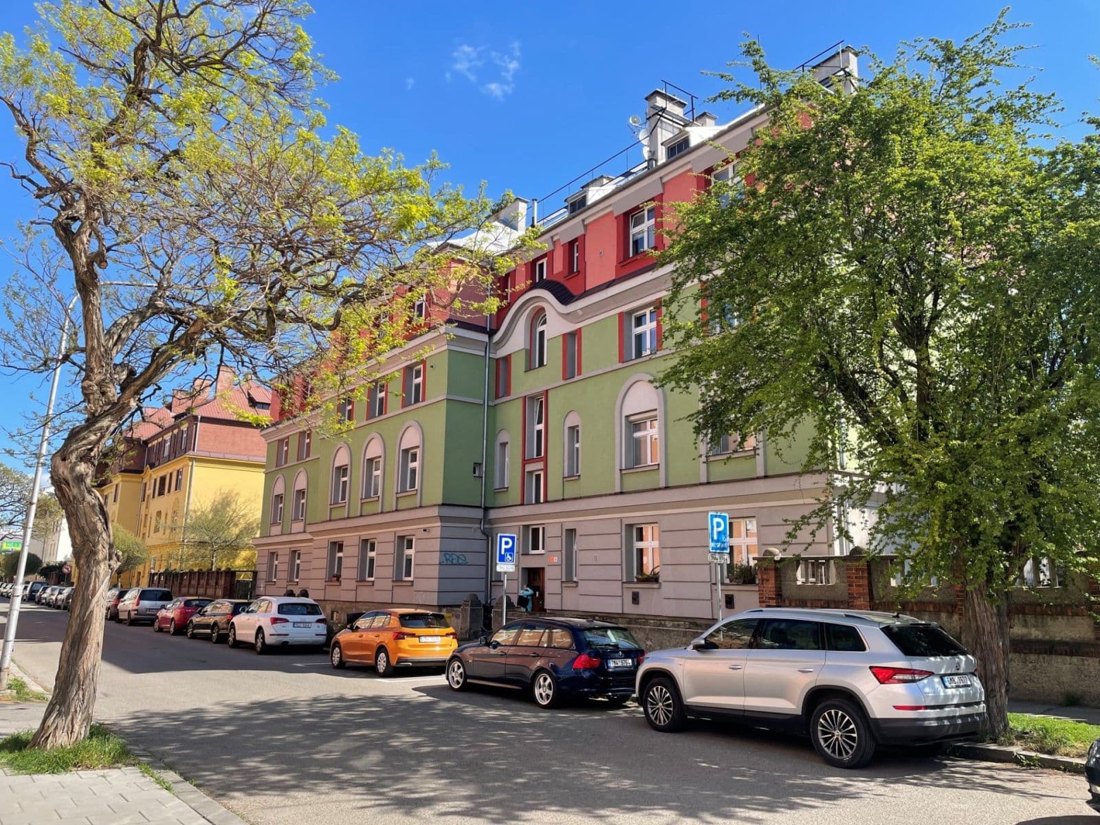 Pronájem bytu 2+1 84 m², Polívkova, Olomouc, Olomoucký kraj Pronájem bytu 2+1 84 m², Polívkova, Olomouc, Olomoucký kraj