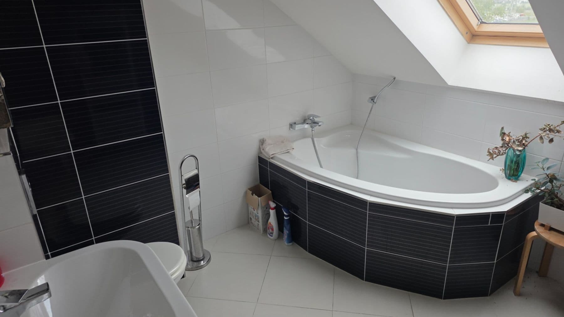 Prodej domu 264 m², pozemek 450 m², Desenská, Praha, Praha Prodej domu 264 m², pozemek 450 m², Desenská, Praha, Praha