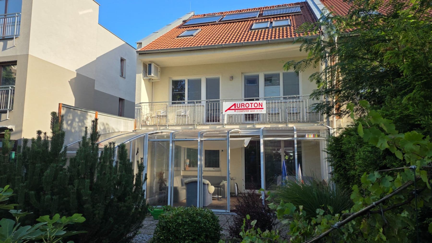 Prodej domu 264 m², pozemek 450 m², Desenská, Praha, Praha Prodej domu 264 m², pozemek 450 m², Desenská, Praha, Praha