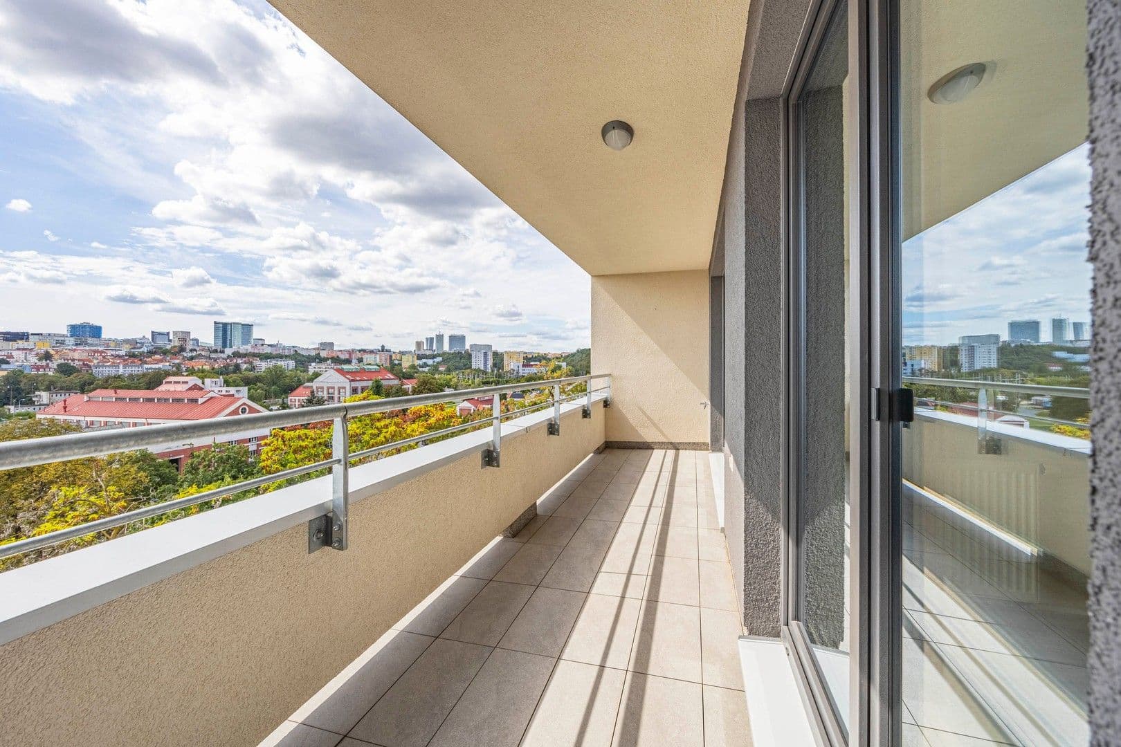 Pronájem bytu 2+kk 57 m², Krnkova, Praha, Praha Pronájem bytu 2+kk 57 m², Krnkova, Praha, Praha