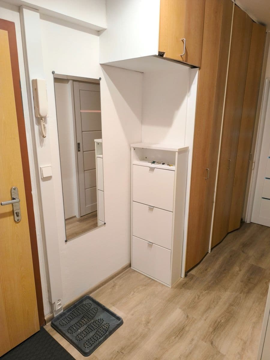 Pronájem bytu 23 m², Litvínovská, Praha, Praha Pronájem bytu 23 m², Litvínovská, Praha, Praha