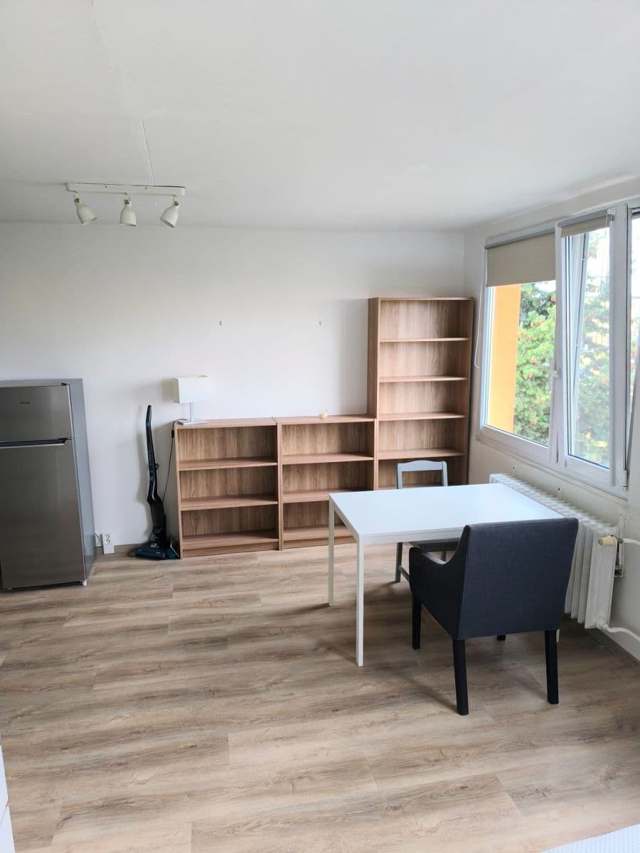 Pronájem bytu 23 m², Litvínovská, Praha, Praha Pronájem bytu 23 m², Litvínovská, Praha, Praha