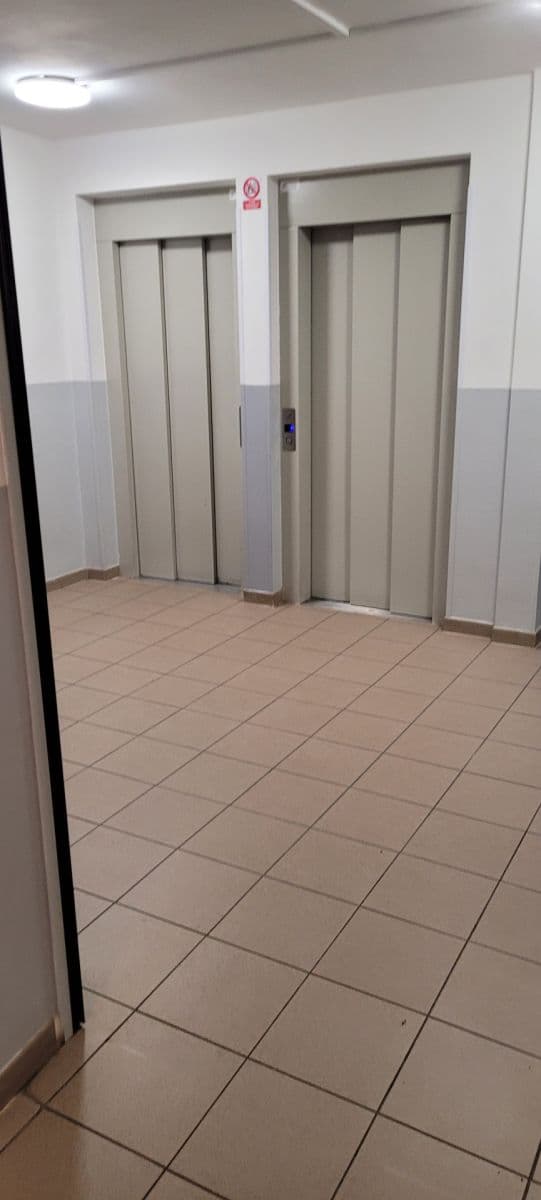Prodej bytu 3+1 70 m², Krausova, Praha, Praha Prodej bytu 3+1 70 m², Krausova, Praha, Praha