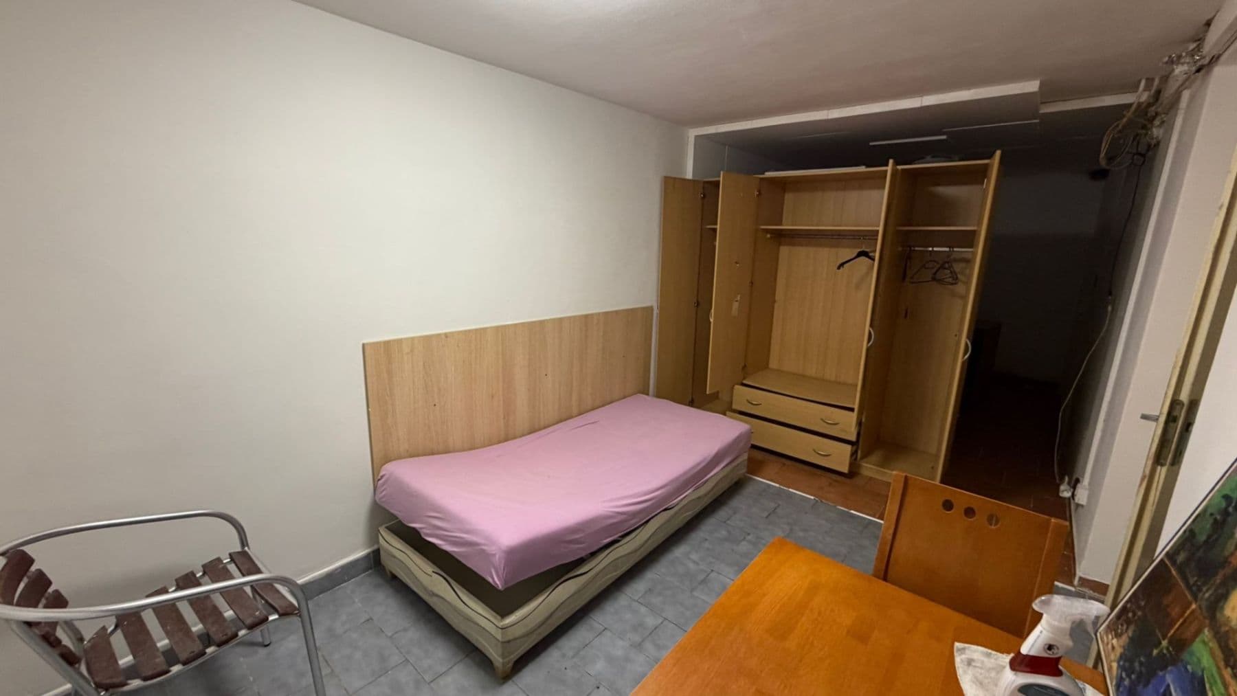 Pronájem bytu 1+kk 15 m², Holšická, Praha, Praha Pronájem bytu 1+kk 15 m², Holšická, Praha, Praha