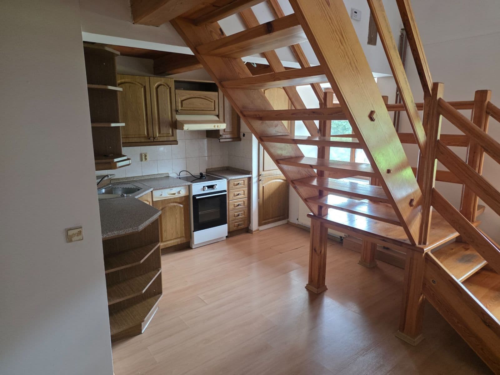 Pronájem bytu 3+kk 85 m², Podhradí, Boskovice, Jihomoravský kraj Pronájem bytu 3+kk 85 m², Podhradí, Boskovice, Jihomoravský kraj