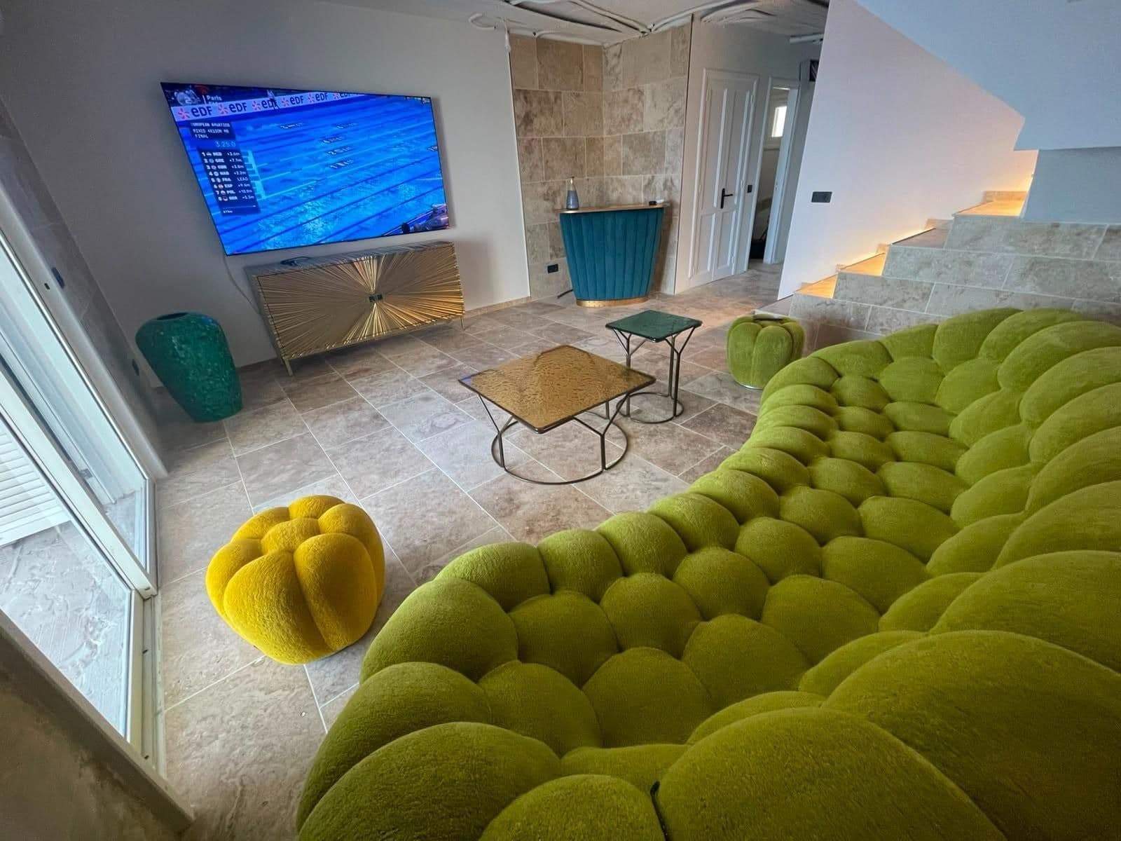 Prodej domu 87 m², pozemek 140 m², náměstí Jiřího z Poděbrad, Praha, Praha Prodej domu 87 m², pozemek 140 m², náměstí Jiřího z Poděbrad, Praha, Praha