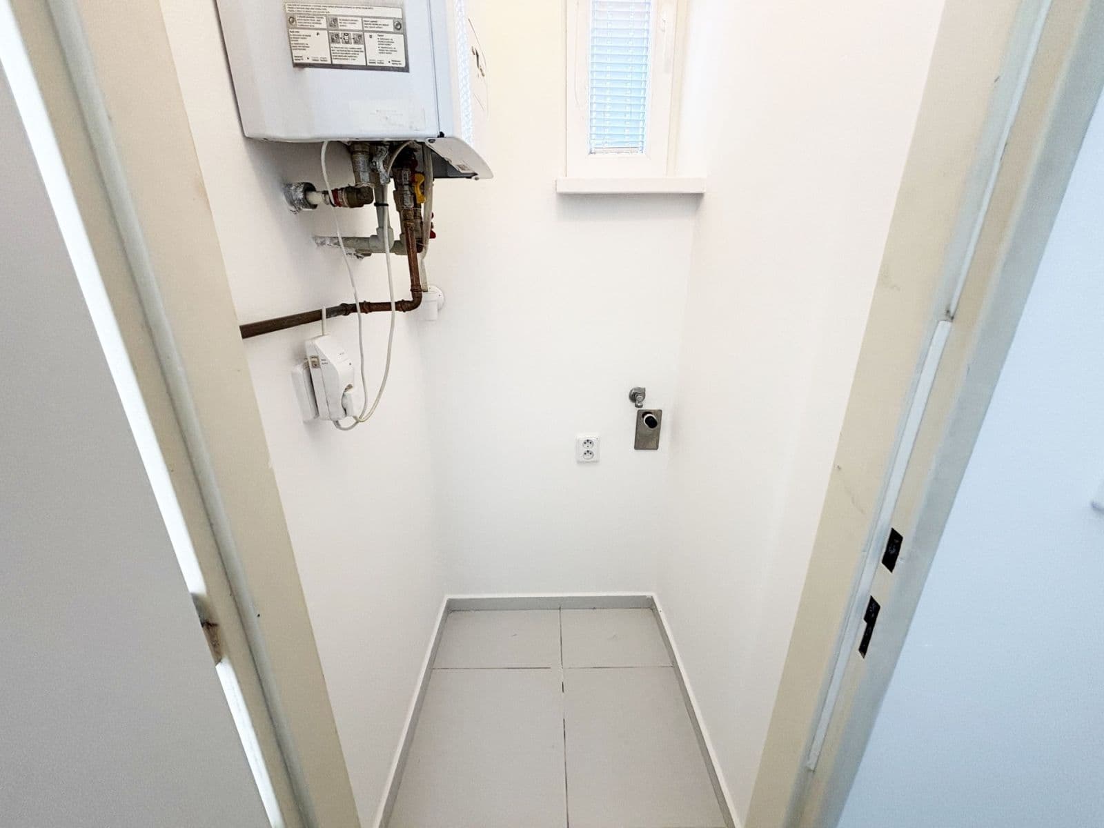 Pronájem bytu 1+1 55 m², Husova, Plzeň, Plzeňský kraj Pronájem bytu 1+1 55 m², Husova, Plzeň, Plzeňský kraj