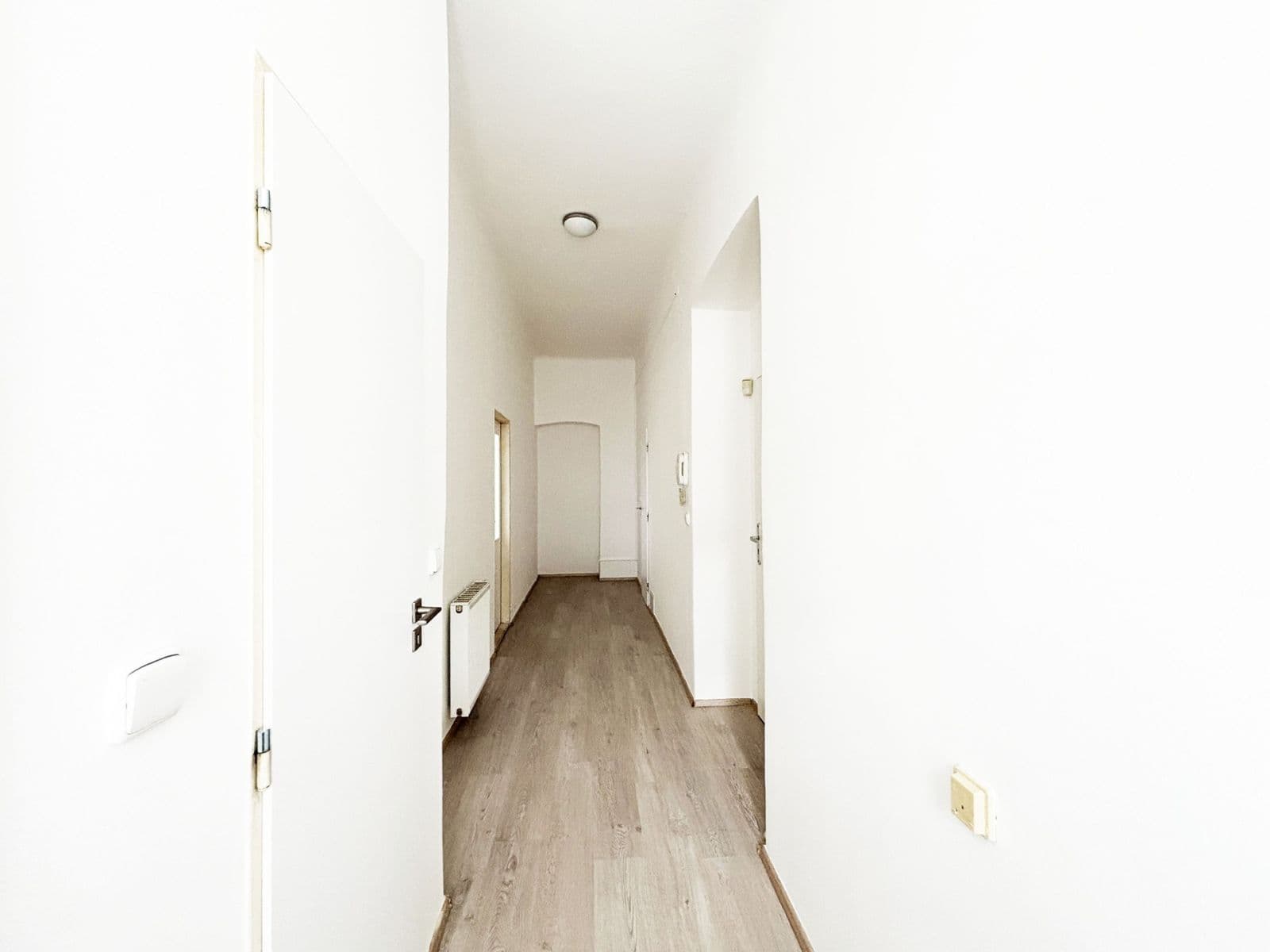 Pronájem bytu 1+1 55 m², Husova, Plzeň, Plzeňský kraj Pronájem bytu 1+1 55 m², Husova, Plzeň, Plzeňský kraj