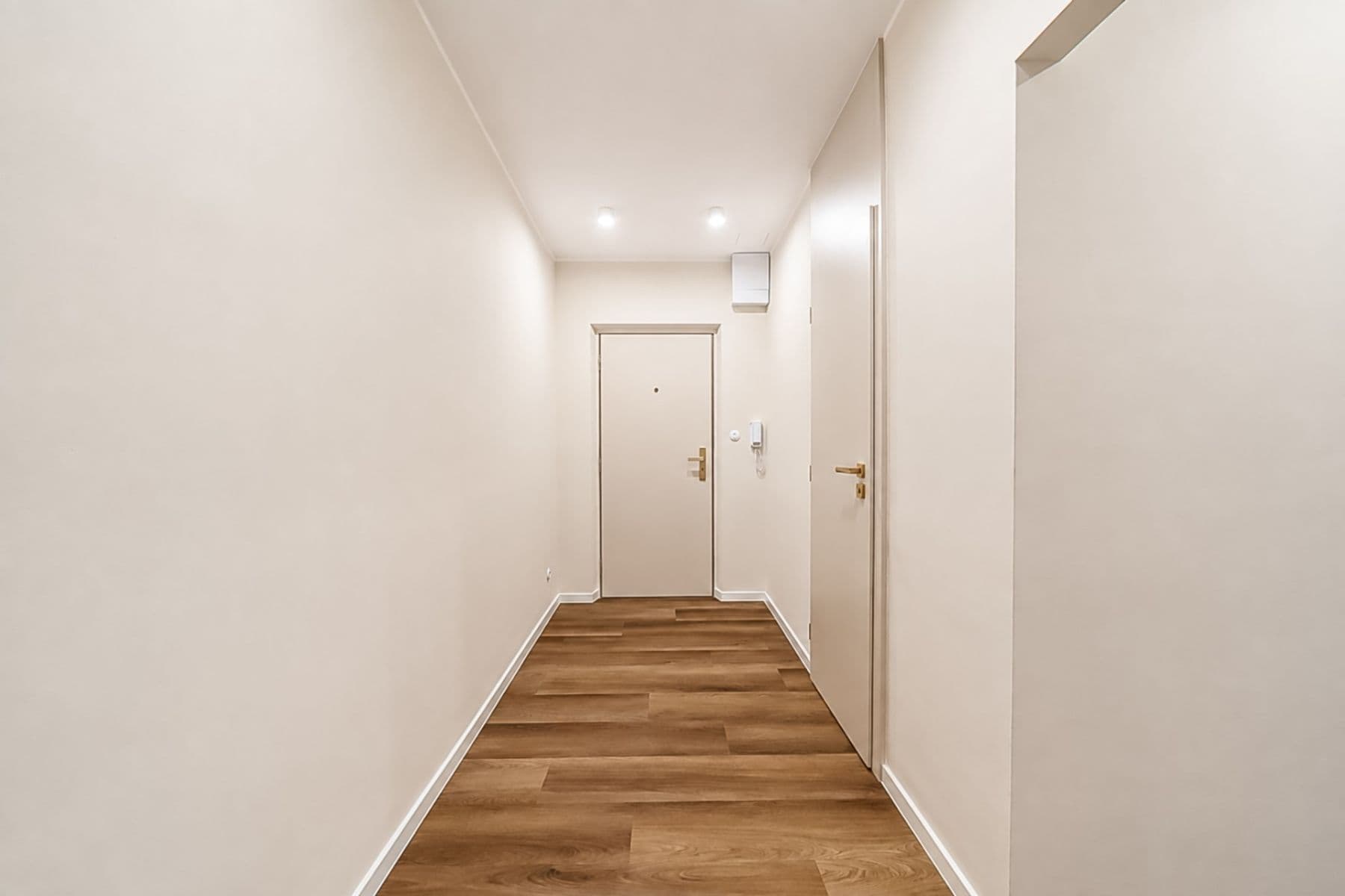Prodej bytu 3+1 62 m², tř. Kosmonautů, Olomouc, Olomoucký kraj Prodej bytu 3+1 62 m², tř. Kosmonautů, Olomouc, Olomoucký kraj